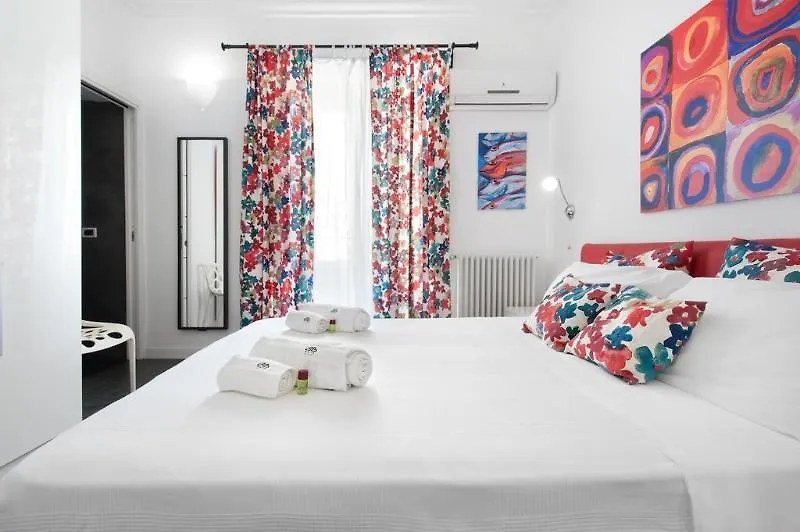 ***  White Bed & Breakfast Palermo Italy