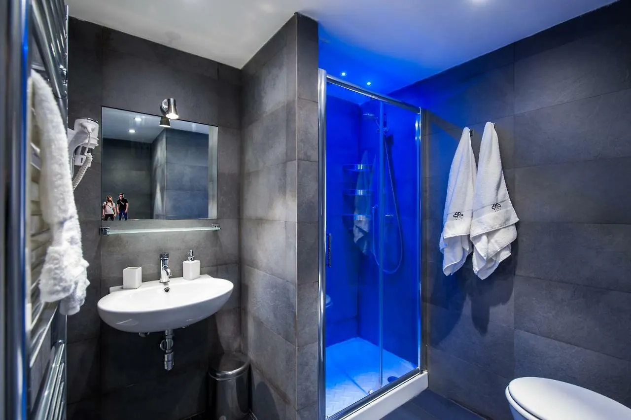***  White Bed & Breakfast Palermo Italy